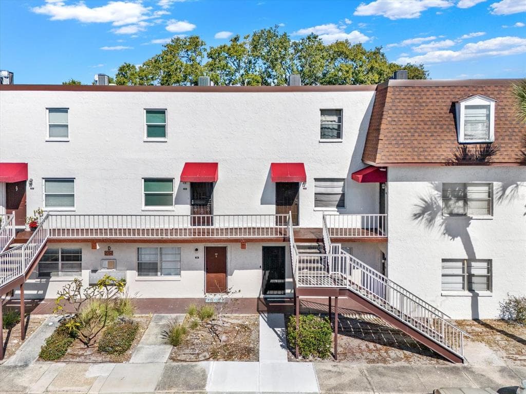 9125 TUDOR DRIVE # D109, TAMPA, FL 33615