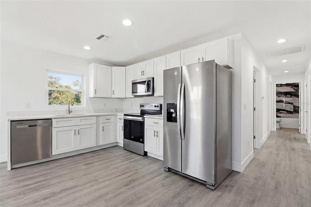 5136 JENNINGS BOULEVARD, PORT CHARLOTTE, FL 33981 — zdjęcie 2