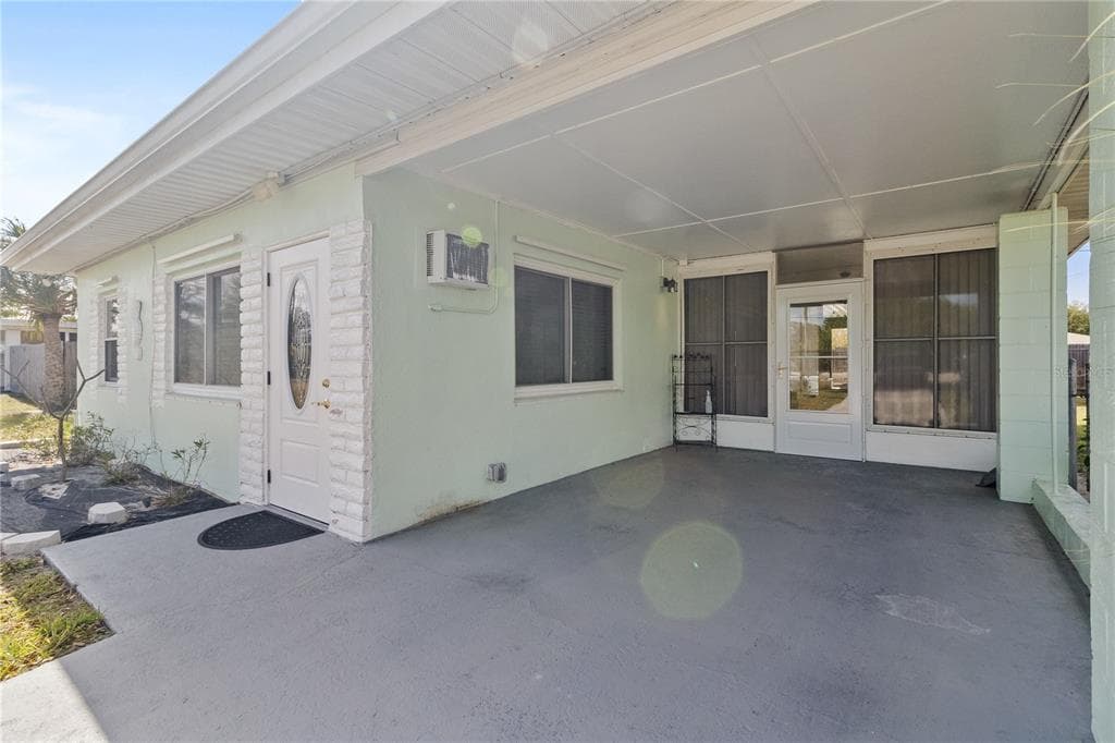 4419 MELBOURNE STREET, PUNTA GORDA, FL 33980 — zdjęcie 2