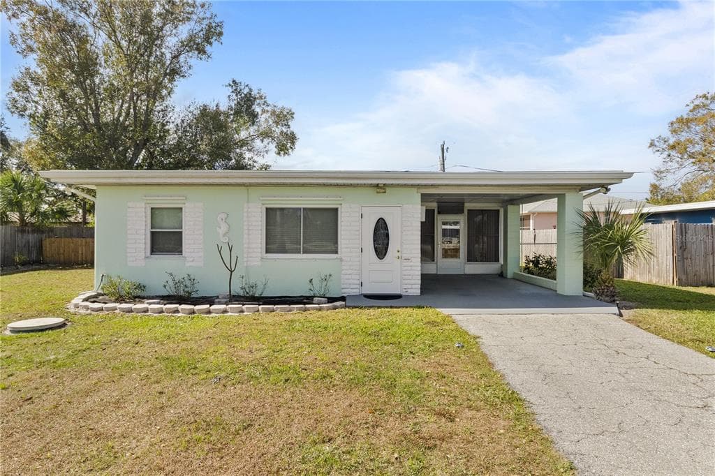 4419 MELBOURNE STREET, PUNTA GORDA, FL 33980