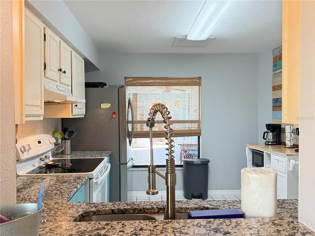 828 E 23RD AVENUE, NEW SMYRNA BEACH, FL 32169 — zdjęcie 2