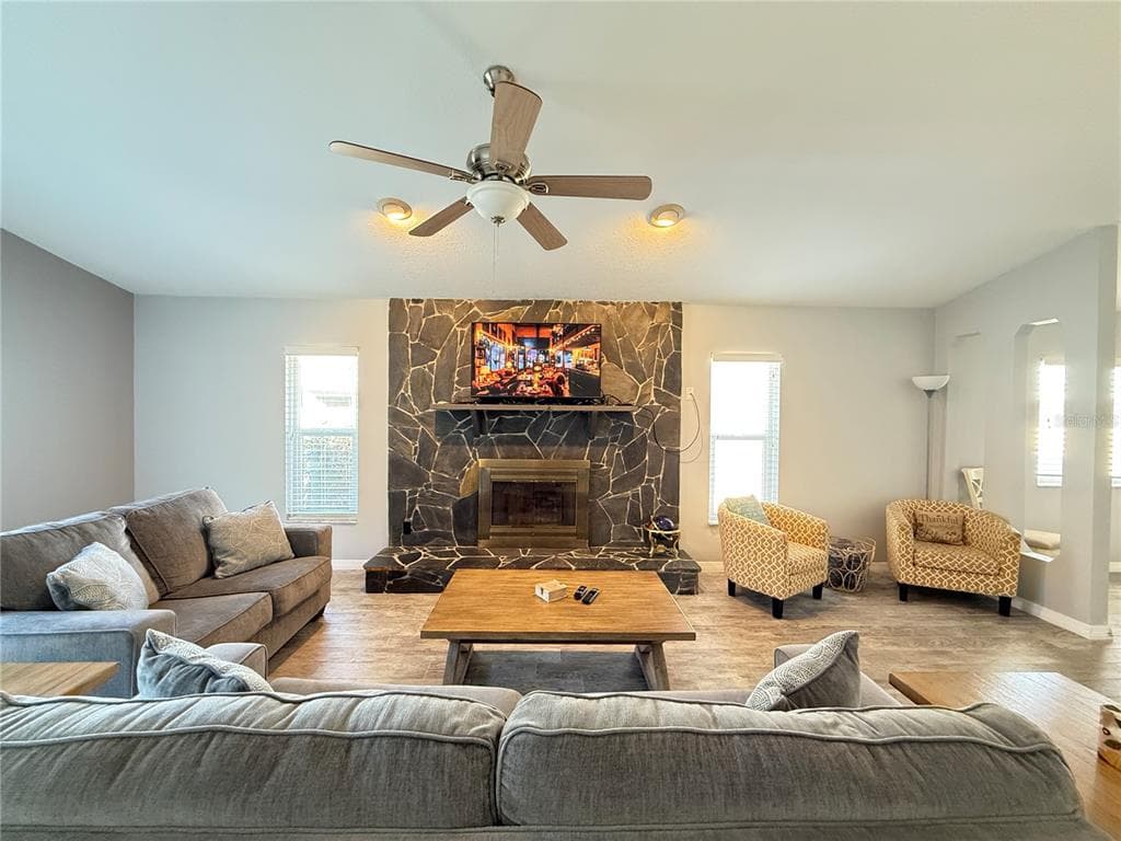 828 E 23RD AVENUE, NEW SMYRNA BEACH, FL 32169 — zdjęcie 4