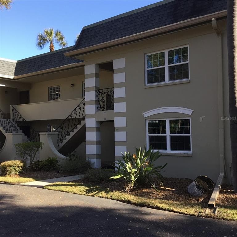 44 COUNTRY CLUB DRIVE # 44, LARGO, FL 33771
