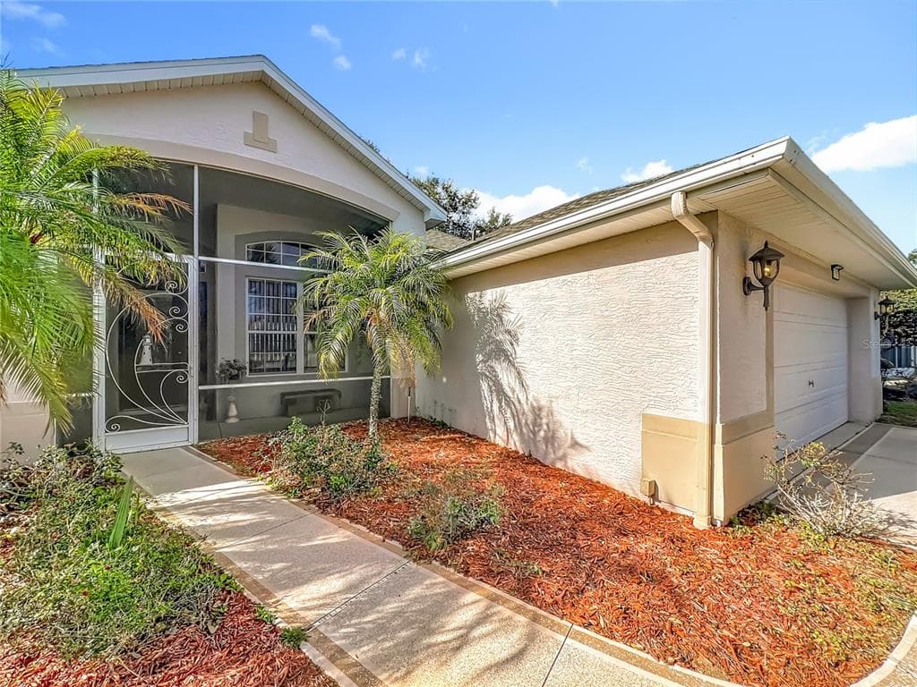 5685 GULF STREAM STREET, TAVARES, FL 32778 — zdjęcie 3