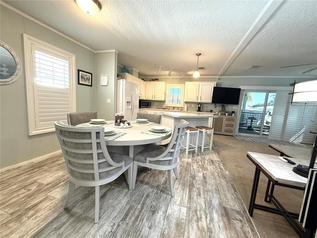 124 E SAINT ANNES CIRCLE, APOLLO BEACH, FL 33572 — zdjęcie 4