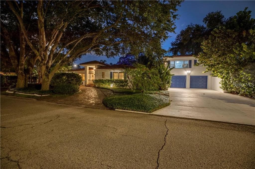 2200 2ND STREET N, ST PETERSBURG, FL 33704