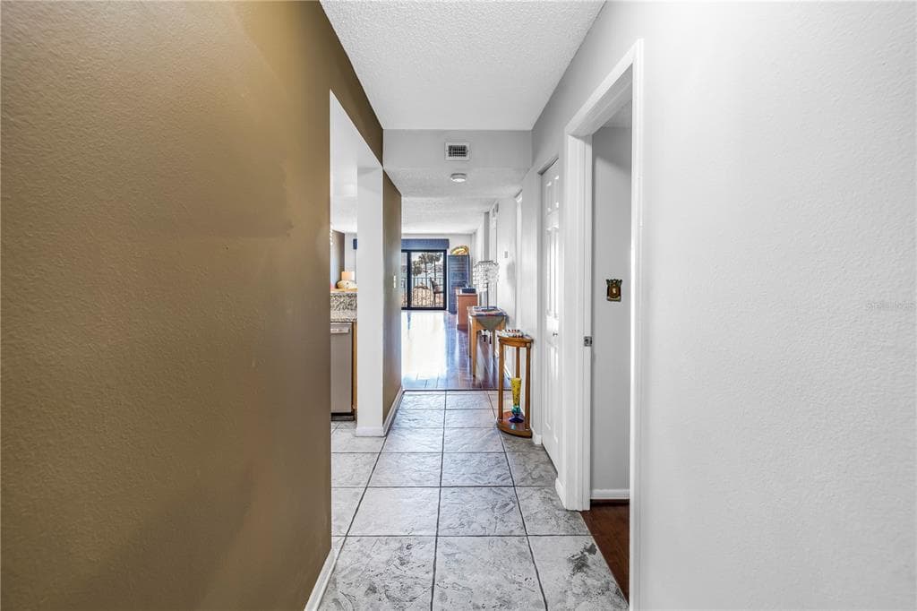 650 ISLAND WAY # 204, CLEARWATER BEACH, FL 33767 — zdjęcie 4