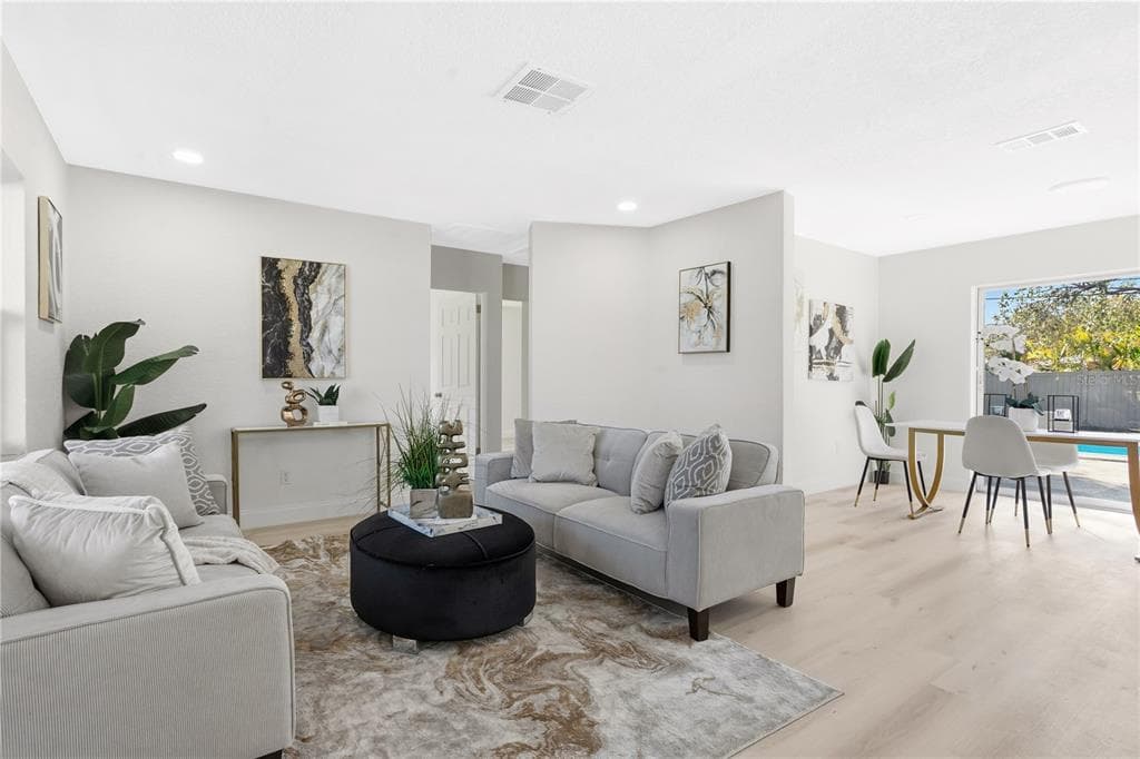 214 45TH AVENUE NE, ST PETERSBURG, FL 33703 — zdjęcie 4