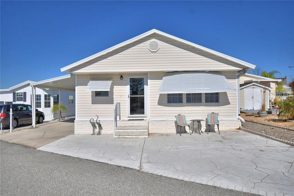 251 PATTERSON ROAD # B26, HAINES CITY, FL 33844