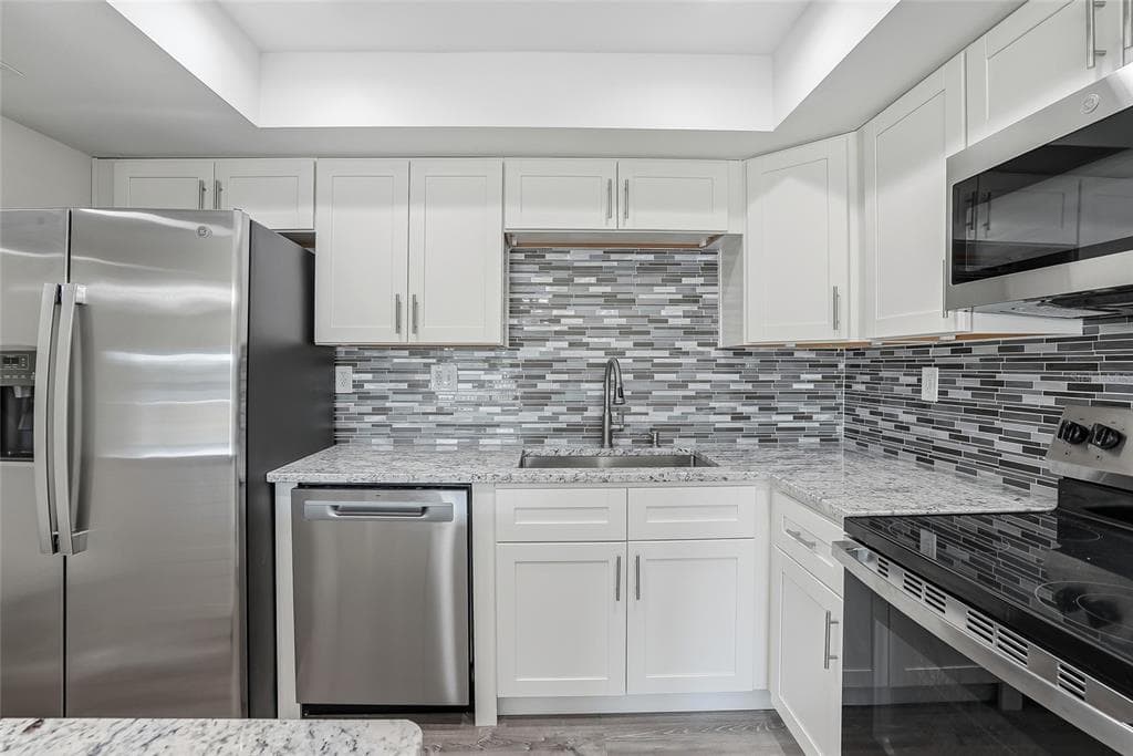 420 64TH AVENUE # 107, ST PETE BEACH, FL 33706 — zdjęcie 4