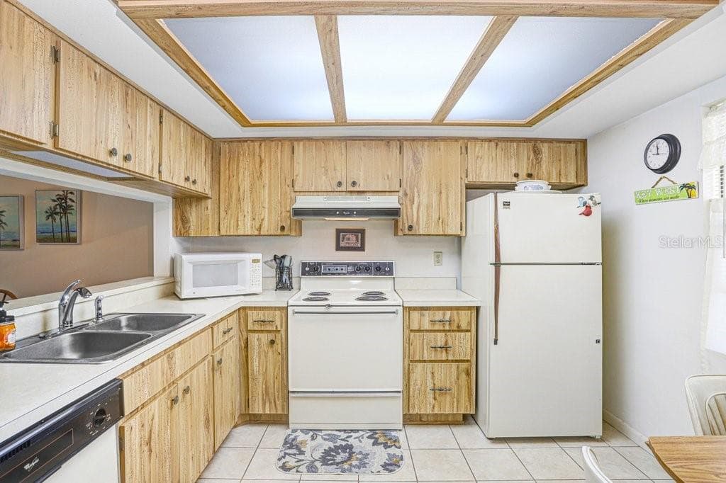 38429 COTTONWOOD PLACE, ZEPHYRHILLS, FL 33542 — zdjęcie 3