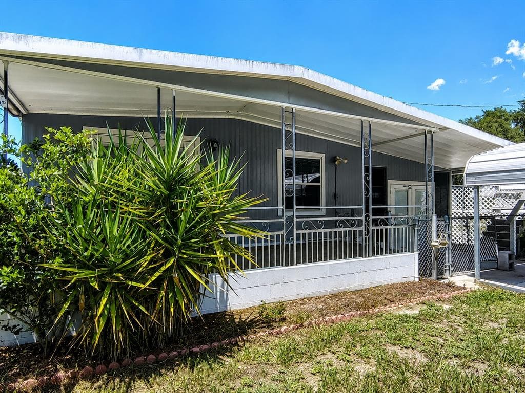 1158 CR 439, LAKE PANASOFFKEE, FL 33538 — zdjęcie 2