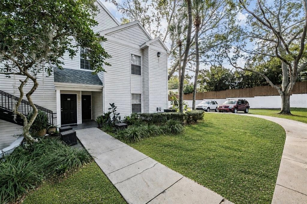 3274 HAVILAND COURT # 101, PALM HARBOR, FL 34684