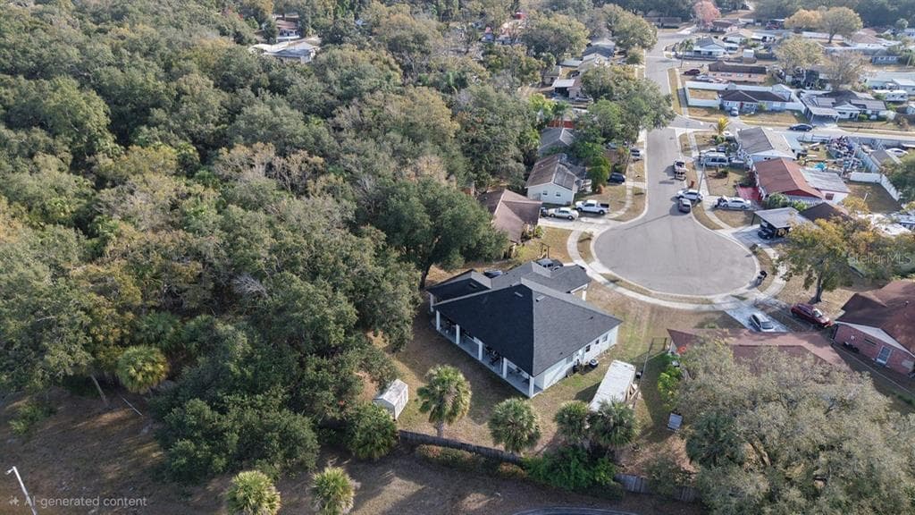 5602 CHARLES DRIVE, TAMPA, FL 33619 — zdjęcie 4