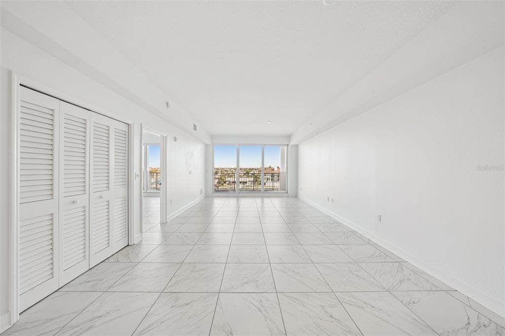 125 ISLAND WAY # 404, CLEARWATER BEACH, FL 33767 — zdjęcie 4