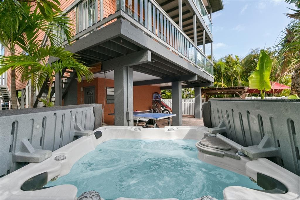 2511 AVENUE C # West, BRADENTON BEACH, FL 34217 — zdjęcie 2
