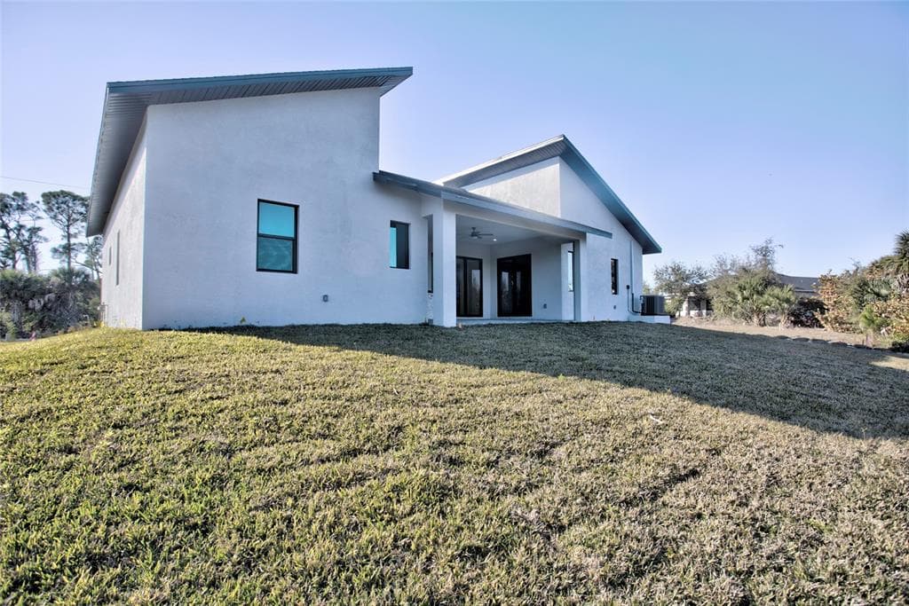 9574 SALT LAKE STREET, PORT CHARLOTTE, FL 33981 — zdjęcie 3
