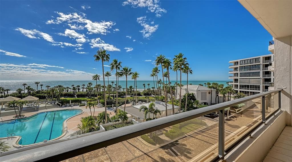 545 SANCTUARY DRIVE # B305, LONGBOAT KEY, FL 34228 — zdjęcie 5