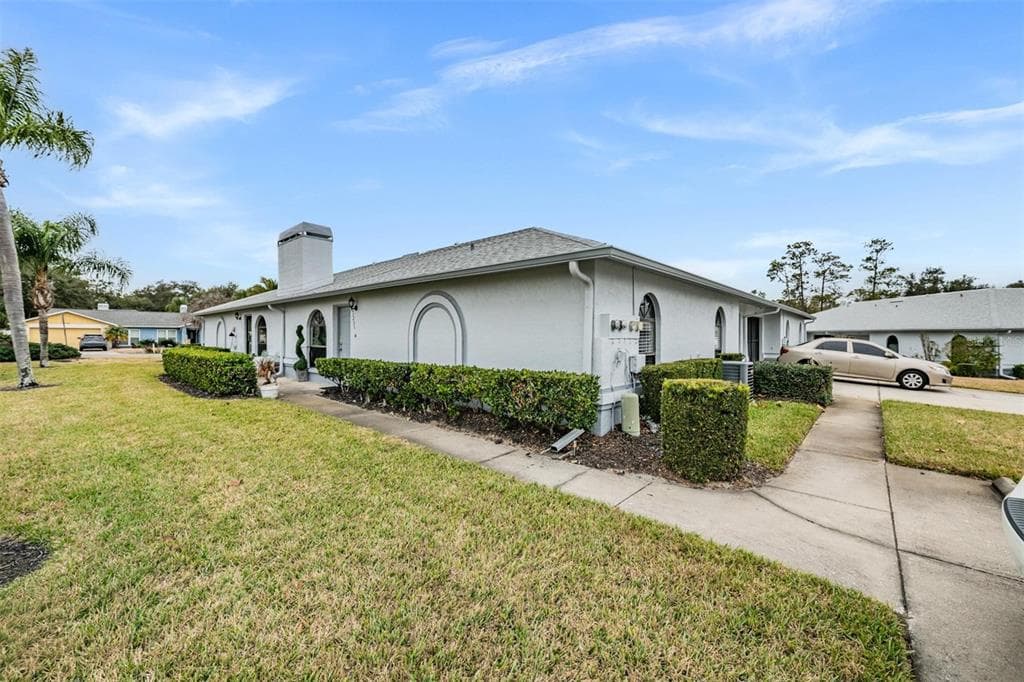 23205 CLUB VILLAS DRIVE # 30, LAND O LAKES, FL 34639