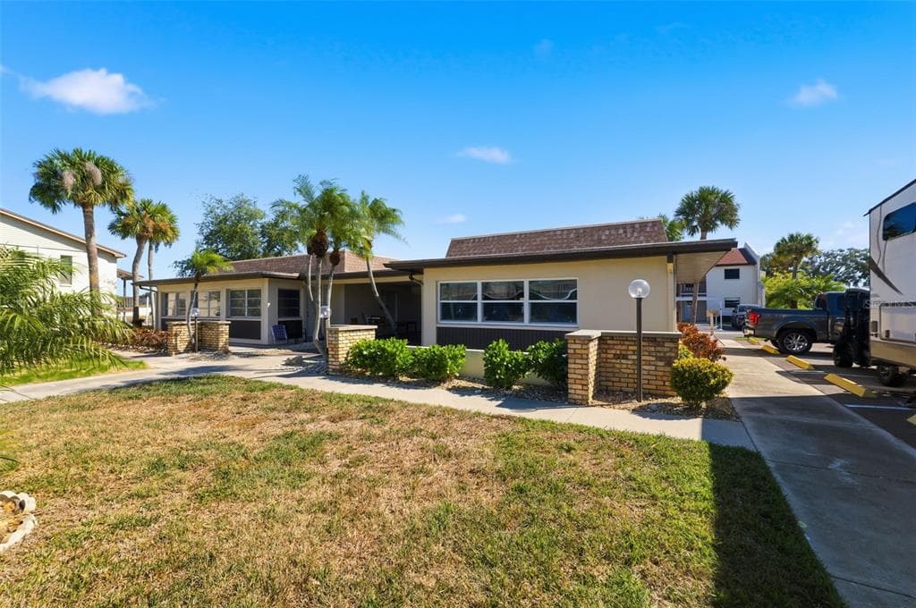 5153 TURQUOISE LANE # 102, NEW PORT RICHEY, FL 34652