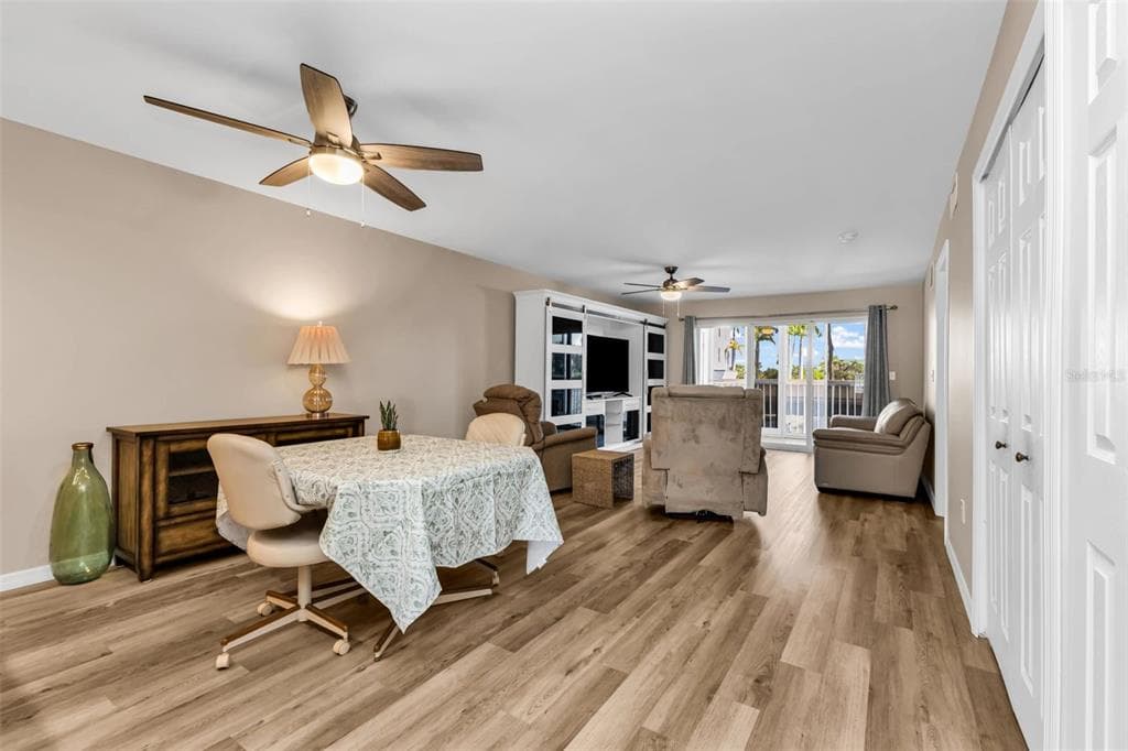 150 HARBORSIDE AVENUE # 209, PUNTA GORDA, FL 33950 — zdjęcie 4