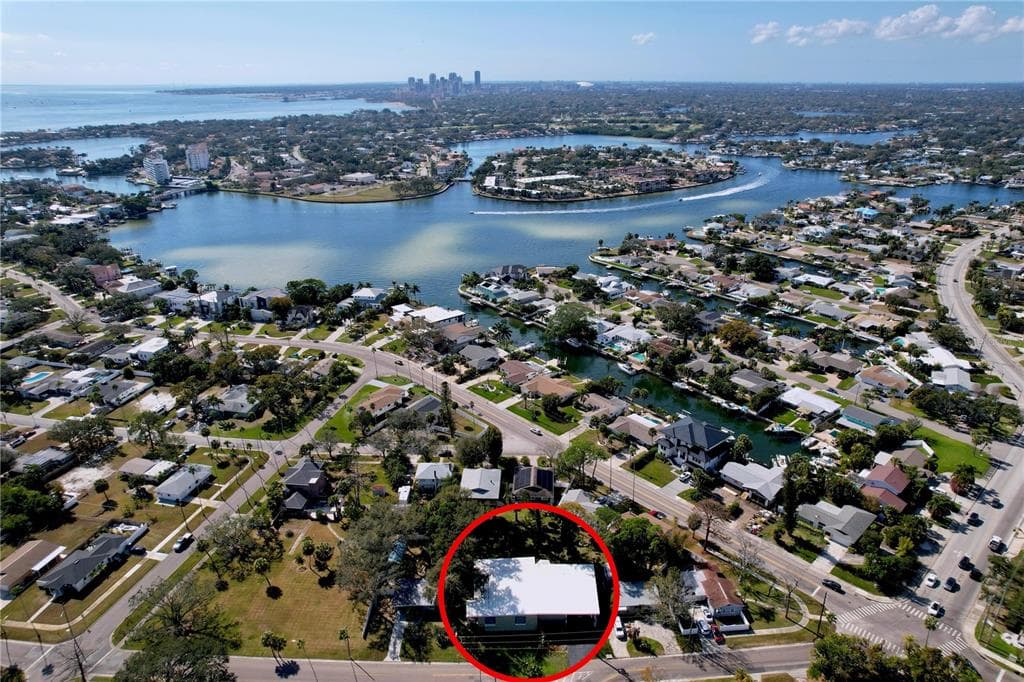 4042 ARKANSAS AVENUE NE, ST PETERSBURG, FL 33703 — zdjęcie 4