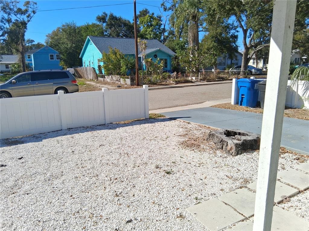 2020 13TH STREET S, ST PETERSBURG, FL 33705 — zdjęcie 4