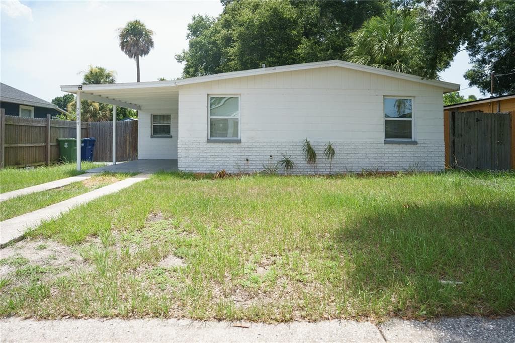 2804 N 33RD STREET, TAMPA, FL 33605