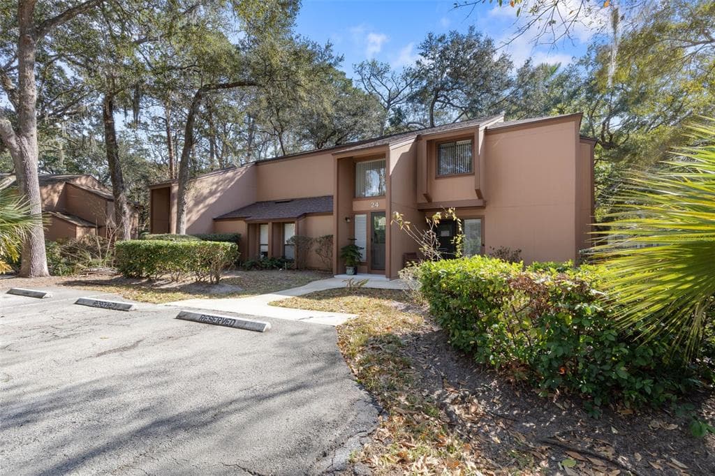 24 FAIRWAYS CIRCLE # 24, PALM COAST, FL 32137