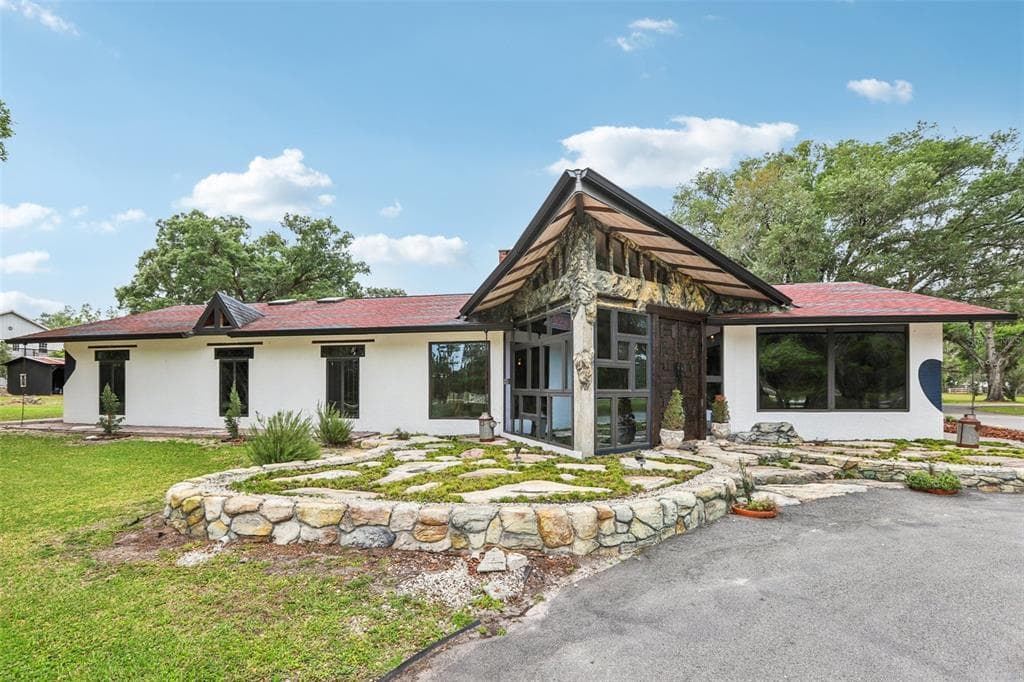 27616 MILLER ROAD, DADE CITY, FL 33525