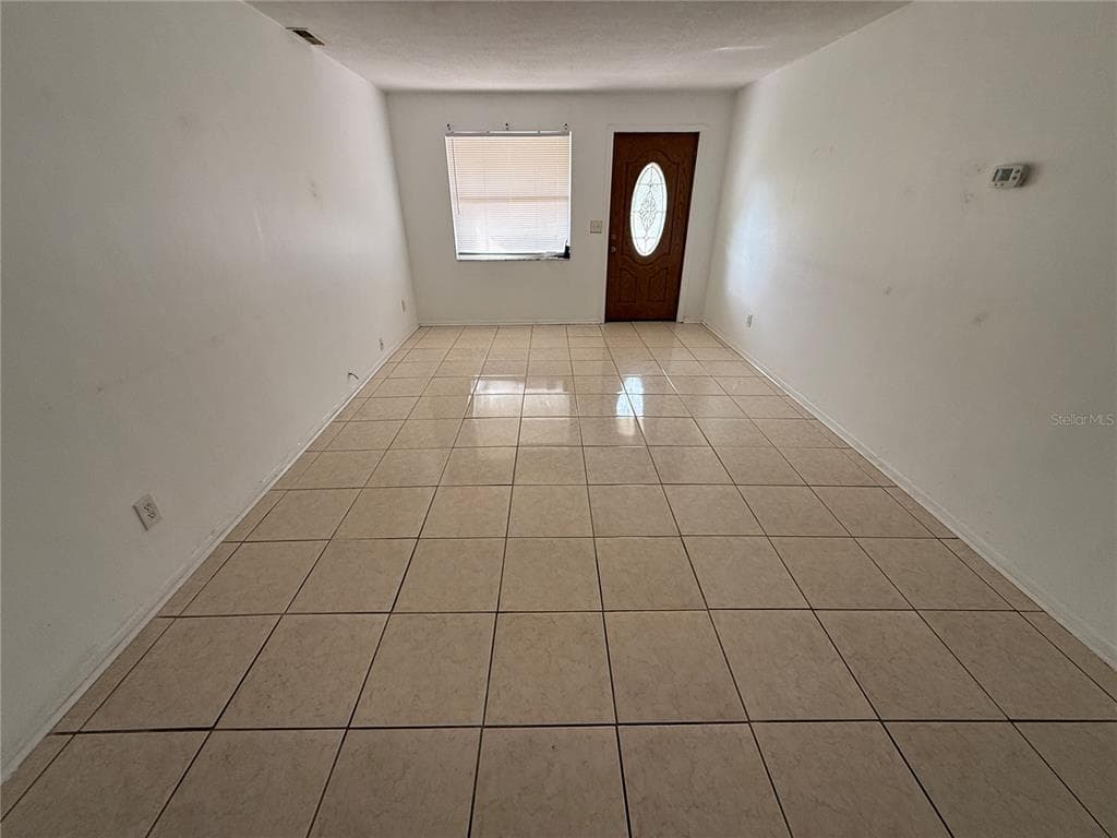1270 8TH AVENUE NE, LARGO, FL 33770 — zdjęcie 2