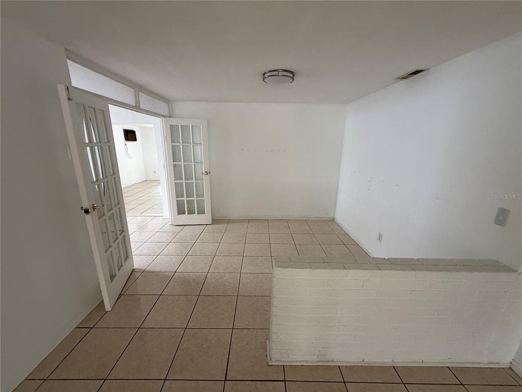 1270 8TH AVENUE NE, LARGO, FL 33770 — zdjęcie 4