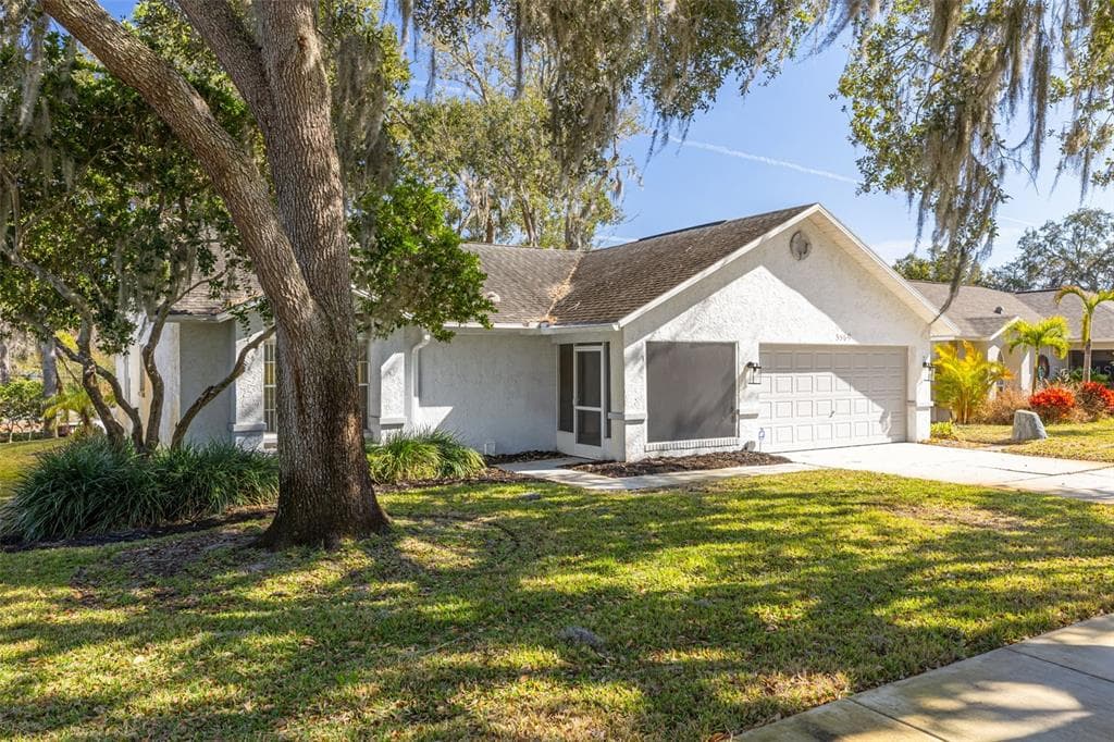 3569 OAK LAKE DRIVE, PALM HARBOR, FL 34684
