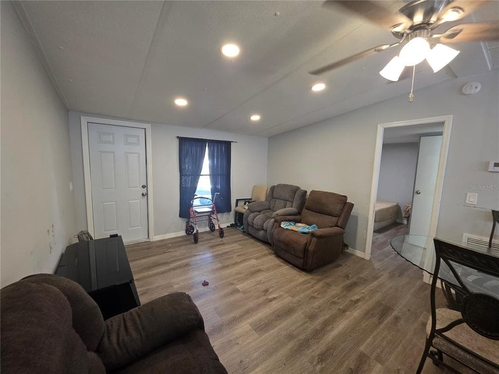 34924 TALISMAN STREET, DADE CITY, FL 33523 — zdjęcie 2