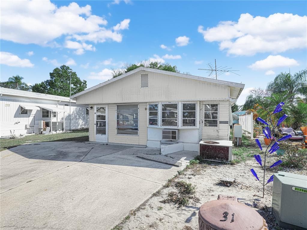 31 STONEFLY CIRCLE, LAKE WALES, FL 33898