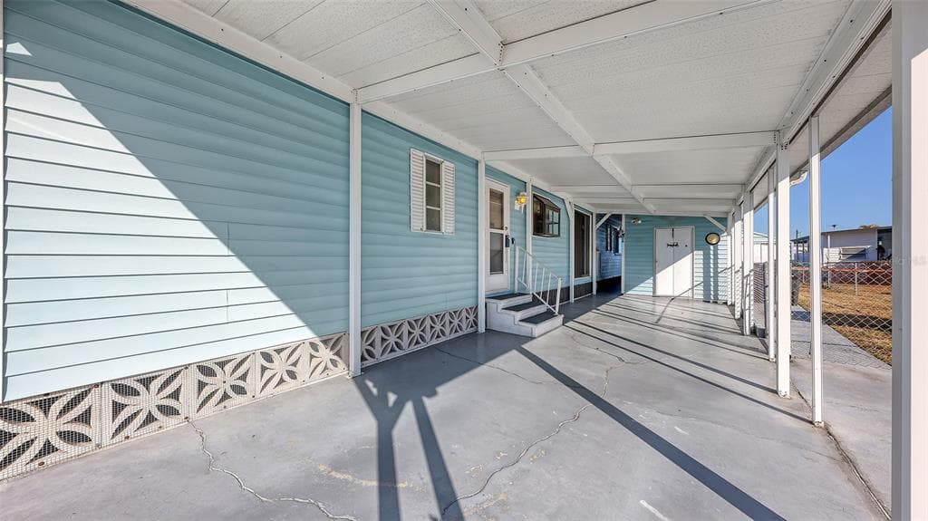 203 50TH AVENUE PLAZA E, BRADENTON, FL 34203 — zdjęcie 4