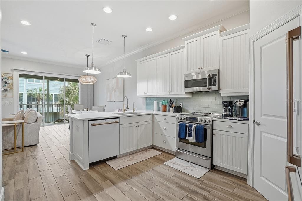 3162 MOORINGS DRIVE, ST PETERSBURG, FL 33712 — zdjęcie 3