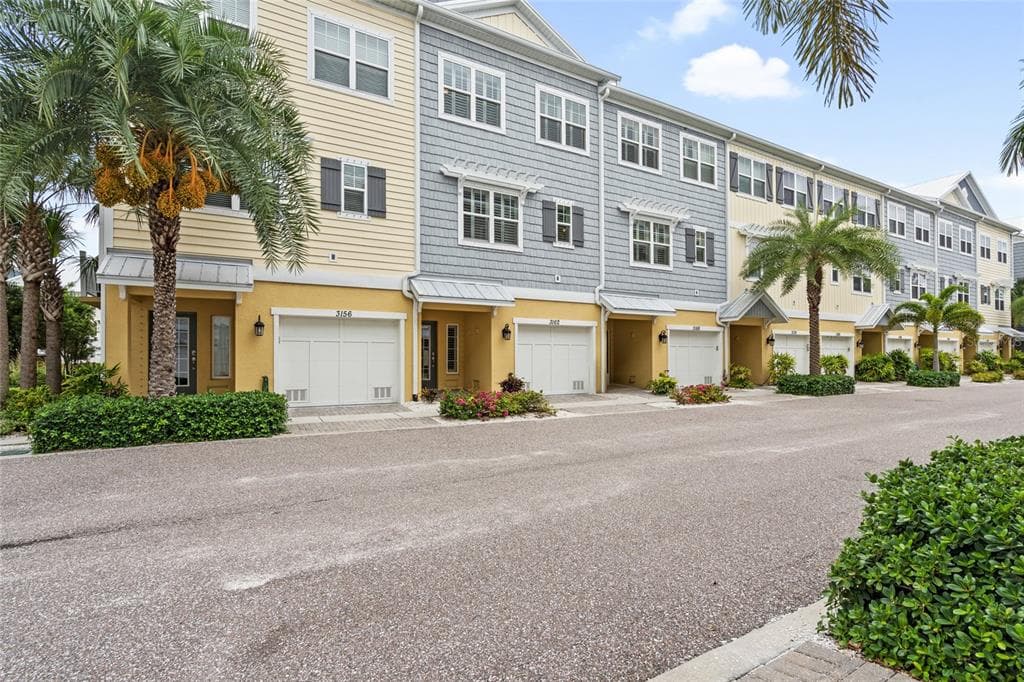 3162 MOORINGS DRIVE, ST PETERSBURG, FL 33712