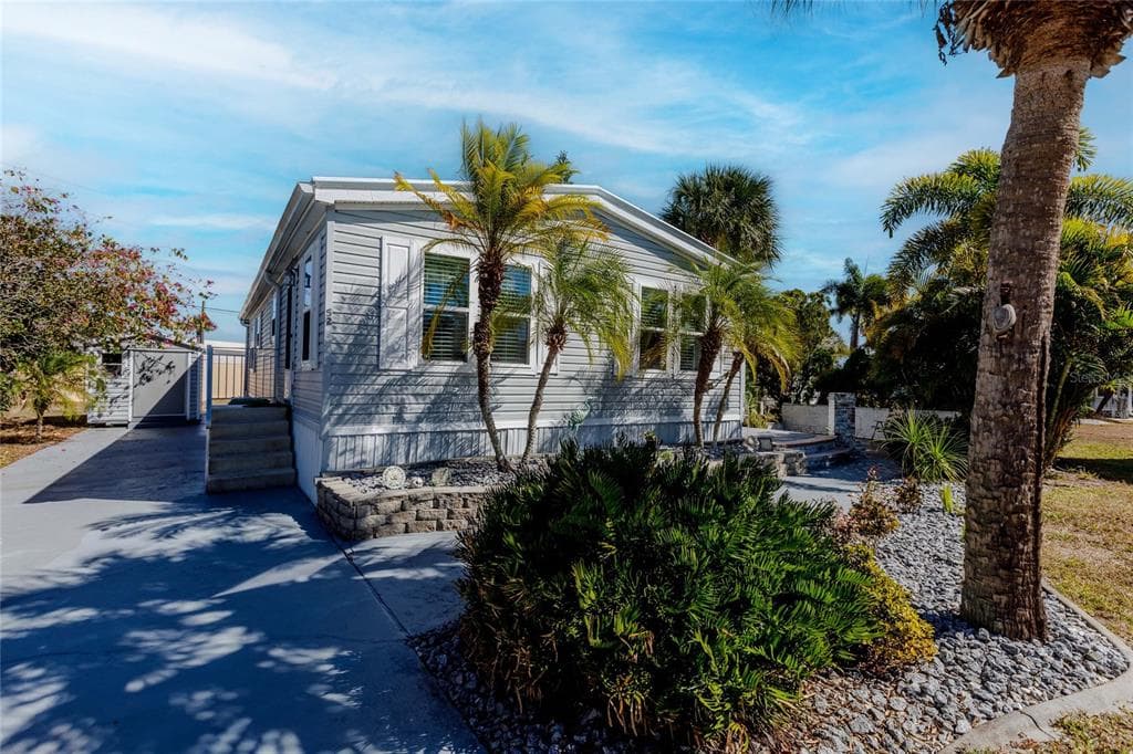 2100 KINGS HIGHWAY # 52, PORT CHARLOTTE, FL 33980 — zdjęcie 2