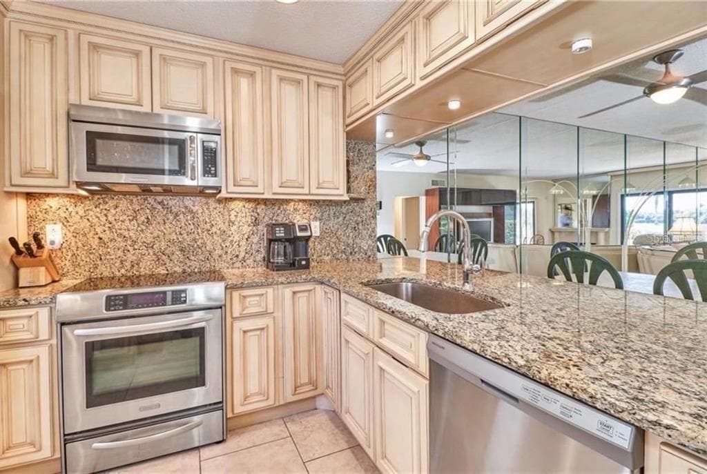 6260 SUN BOULEVARD # 1, ST PETERSBURG, FL 33715 — zdjęcie 2