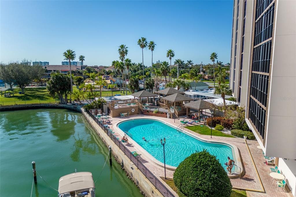 10355 PARADISE BOULEVARD # 213, TREASURE ISLAND, FL 33706 — zdjęcie 2