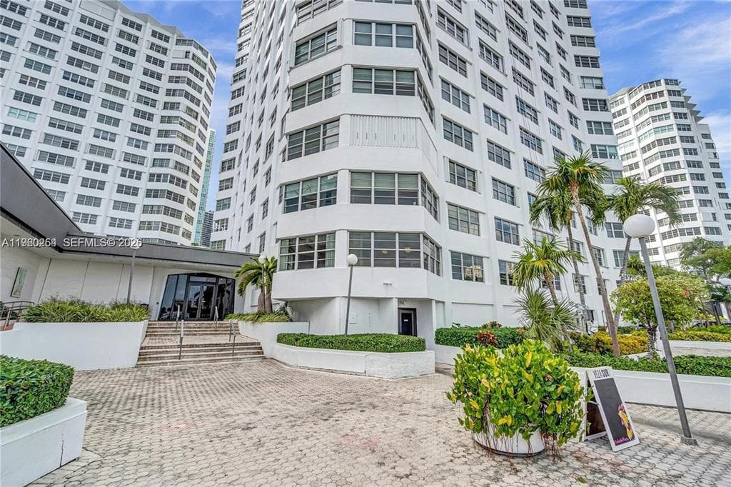999 BRICKELL BAY DRIVE # 1202, MIAMI, FL 33131 — zdjęcie 3