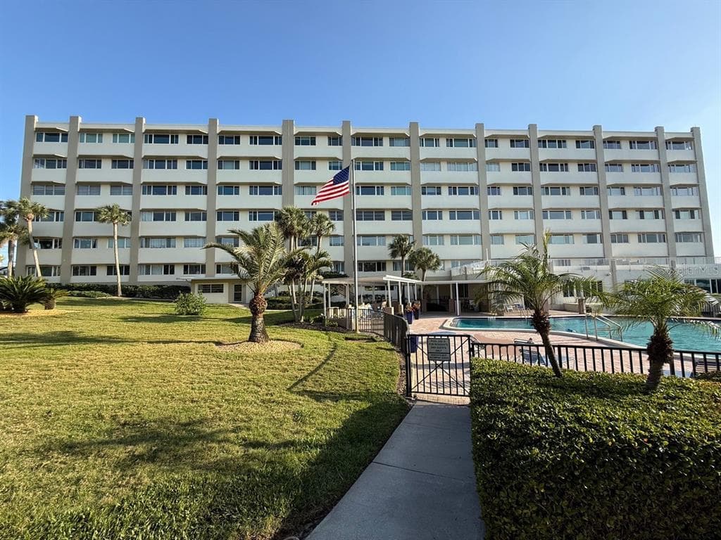 100 BLUFF VIEW DRIVE # 317A, BELLEAIR BLUFFS, FL 33770