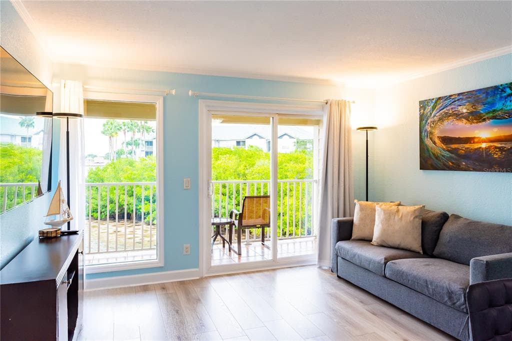 2506 N ROCKY POINT DRIVE # 275, TAMPA, FL 33607