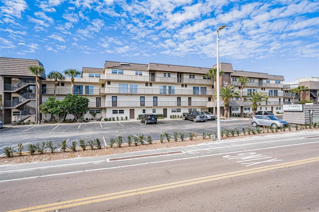 60 GULF BOULEVARD # 203, INDIAN ROCKS BEACH, FL 33785 — zdjęcie 2