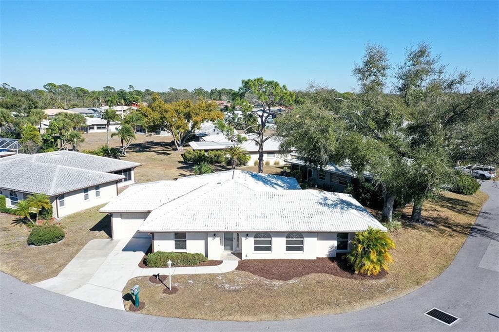 625 VERROCCHIO DRIVE # 625, NOKOMIS, FL 34275