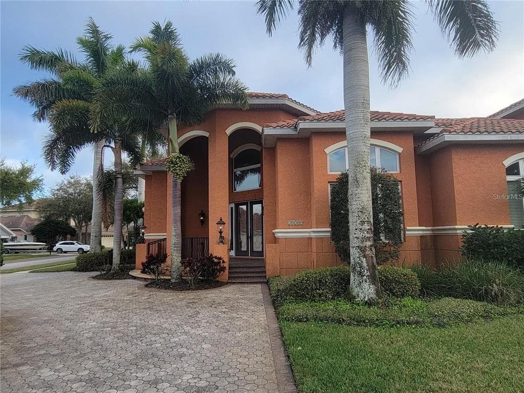 10209 THURSTON GROVES BOULEVARD, LARGO, FL 33778