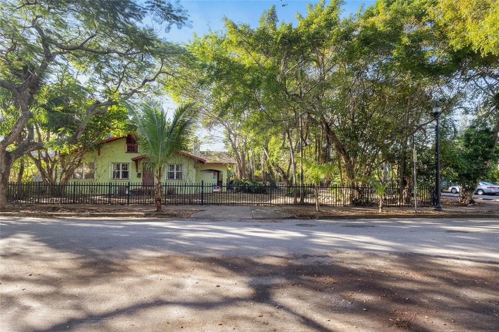 58 NE 48TH STREET, MIAMI, FL 33137 — zdjęcie 3