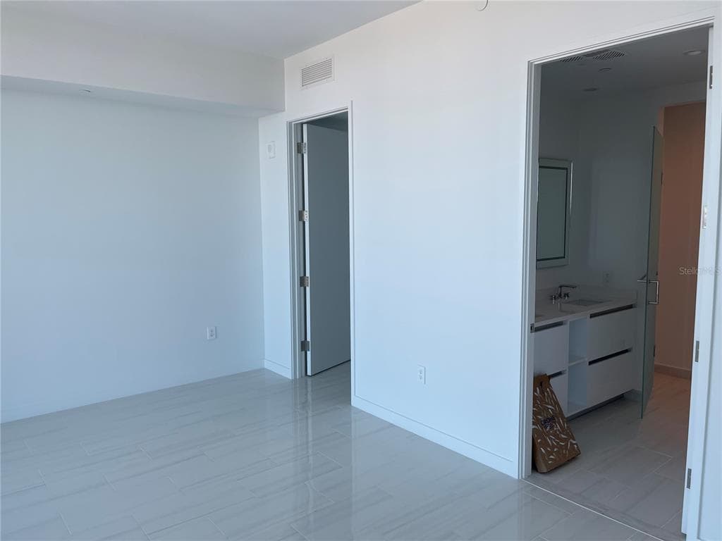400 CENTRAL AVE # 2708, ST PETERSBURG, FL 33701 — zdjęcie 4