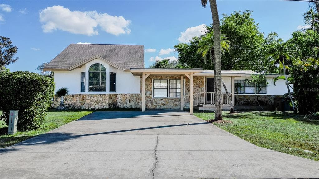 599 CAROLINA AVENUE, FORT MYERS, FL 33905
